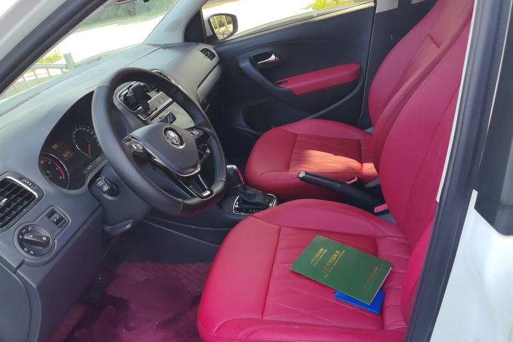 Used Volkswagen Polo 2016 1.6L Automatic Comfort Model Left Front Seat