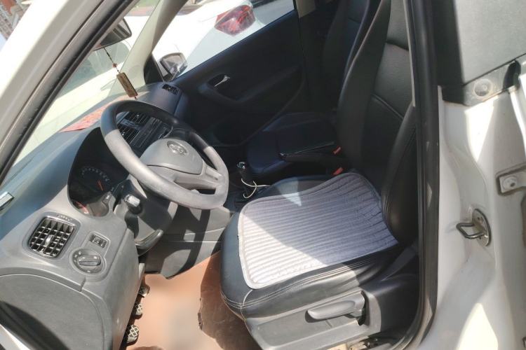 Used Volkswagen Polo 2016 1.4L Manual Fashion Model Left Front Seat