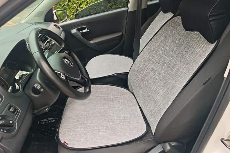 Used Volkswagen Polo 2016 1.6L Automatic Comfort Model Left Front Seat