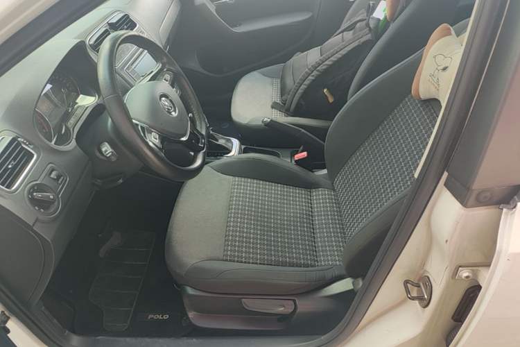 Used Volkswagen Polo 2016 1.6L Automatic Comfort Model Left Front Seat