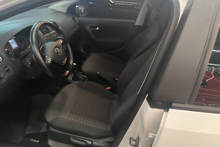 Used Volkswagen Polo 2016 1.6L Automatic Comfort Model Left Front Seat