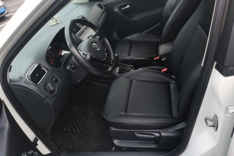 Used Volkswagen Polo 2016 1.6L Automatic Comfort Model Left Front Seat