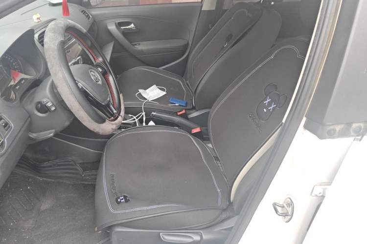 Used Volkswagen Polo 2016 1.6L Automatic Comfort Model Left Front Seat