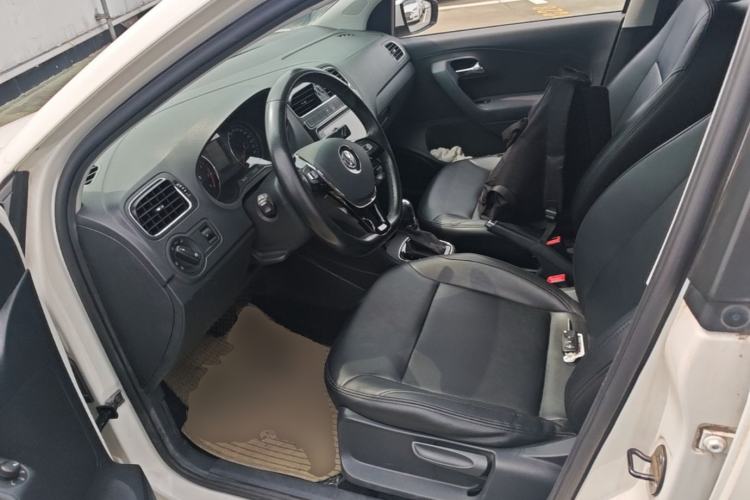 Used Volkswagen Polo 2016 1.6L Automatic Comfort Model Left Front Seat