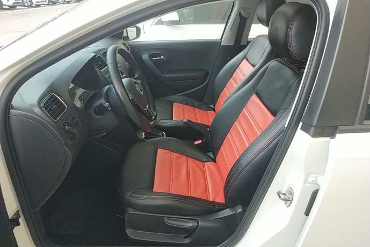 Used Volkswagen Polo 2016 1.6L Automatic Comfort Model Left Front Seat