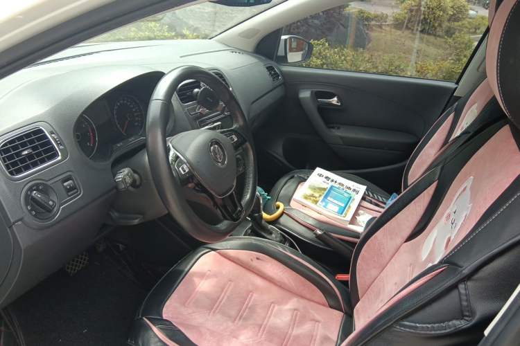 Used Volkswagen Polo 2016 1.6L Automatic Comfort Model Left Front Seat