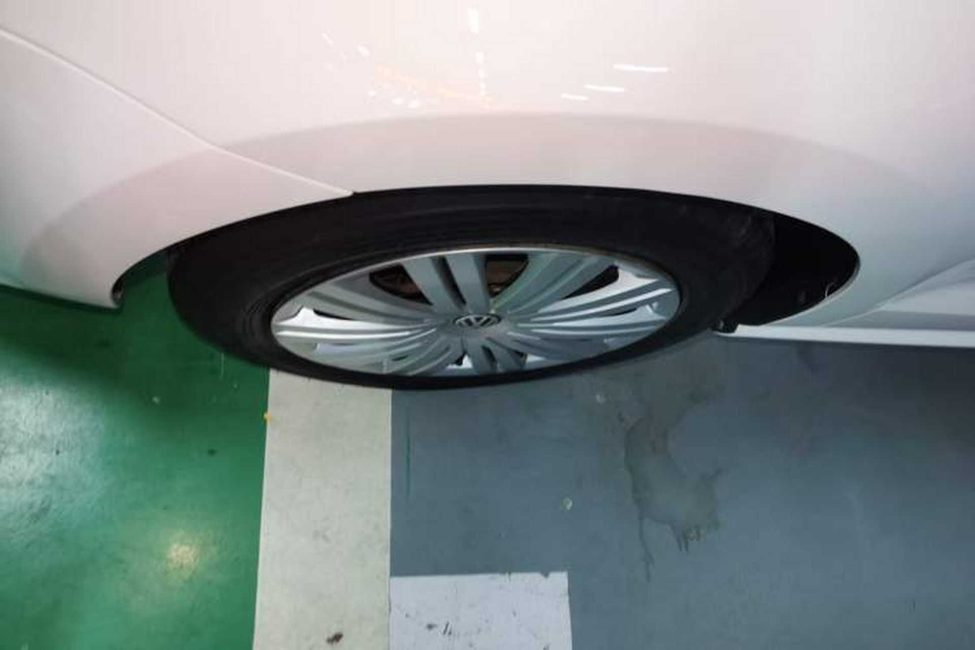 Used Volkswagen Polo 2016 1.6L Automatic Comfort Model Left Front Wheel Hub