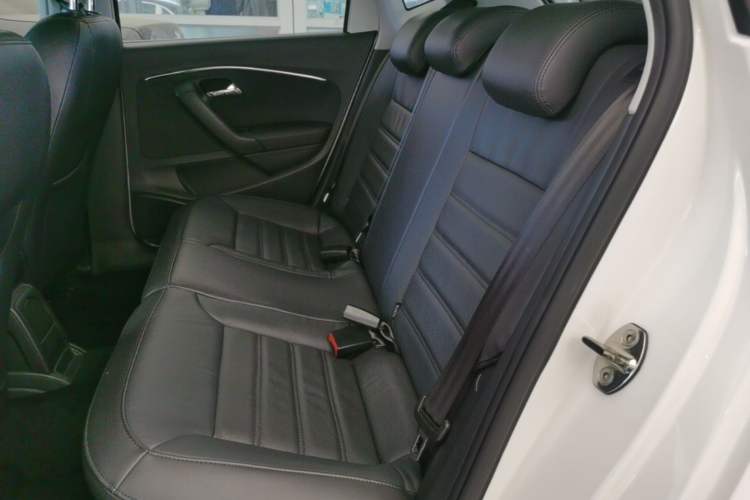 Used Volkswagen Polo 2016 1.6L Automatic Luxury Model Left Rear Seat