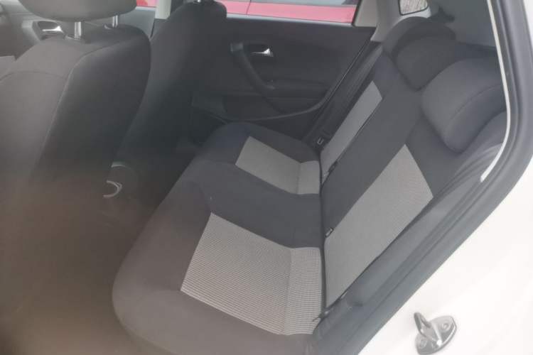 Used Volkswagen Polo 2016 1.4L Manual Fashion Model Left Rear Seat