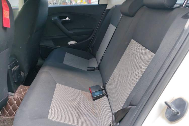 Used Volkswagen Polo 2016 1.4L Manual Fashion Model Left Rear Seat