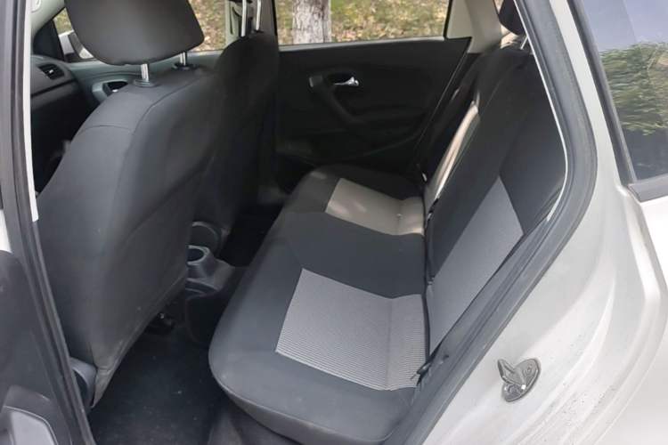 Used Volkswagen Polo 2016 1.4L Manual Fashion Model Left Rear Seat