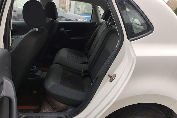 Used Volkswagen Polo 2016 1.6L Automatic Comfort Model Left Rear Seat