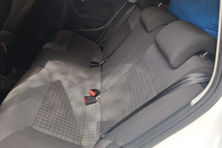Used Volkswagen Polo 2016 1.6L Automatic Comfort Model Left Rear Seat