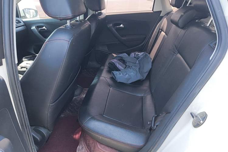 Used Volkswagen Polo 2016 1.4L Manual Fashion Model Left Rear Seat