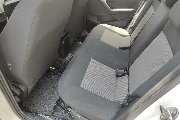 Used Volkswagen Polo 2016 1.4L Manual Fashion Model Left Rear Seat