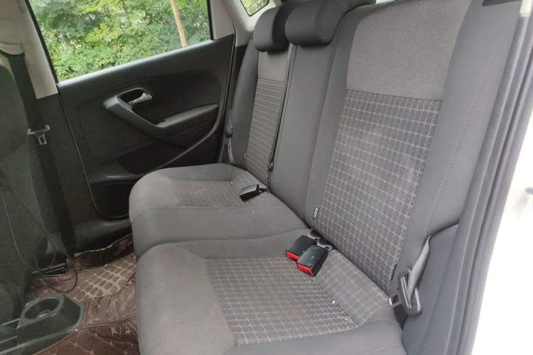 Used Volkswagen Polo 2016 1.6L Automatic Comfort Model Left Rear Seat
