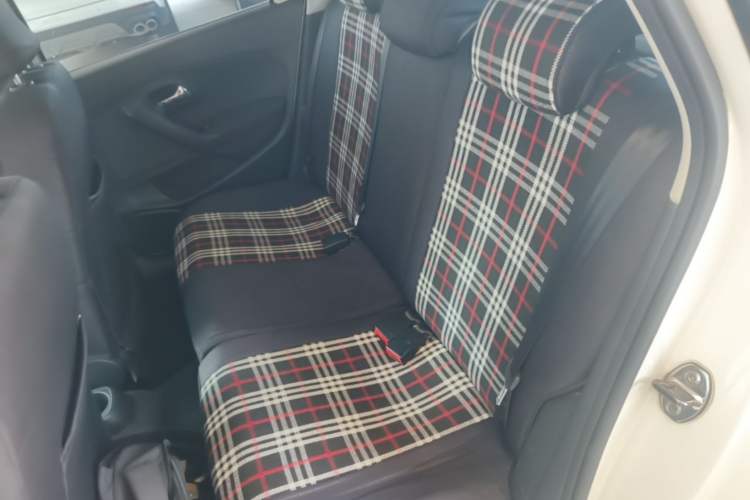 Used Volkswagen Polo 2016 1.6L Automatic Comfort Model Left Rear Seat