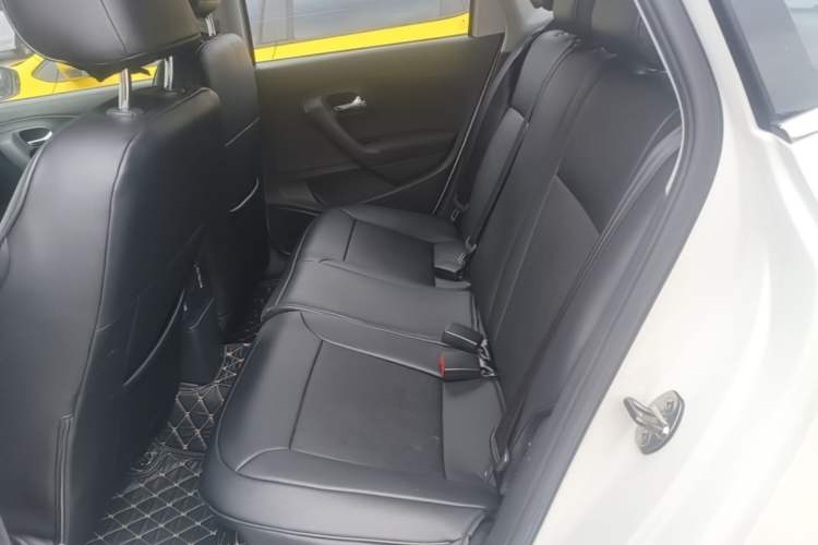 Used Volkswagen Polo 2016 1.6L Automatic Comfort Model Left Rear Seat