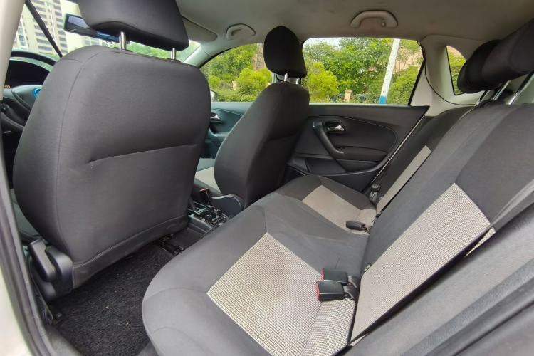 Used Volkswagen Polo 2016 1.4L Manual Fashion Model Left Rear Seat