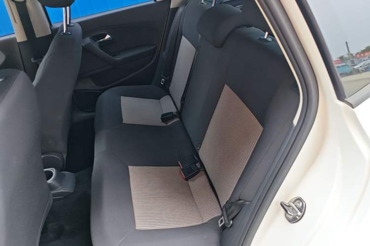 Used Volkswagen Polo 2016 1.4L Manual Fashion Model Left Rear Seat