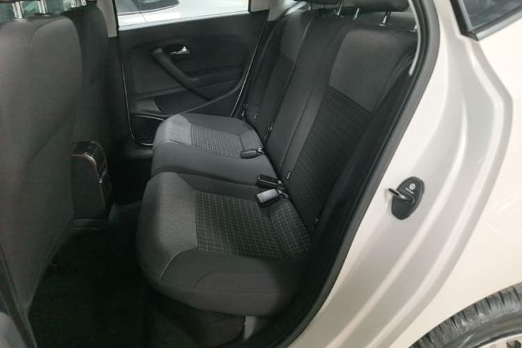 Used Volkswagen Polo 2016 1.6L Automatic Comfort Model Left Rear Seat