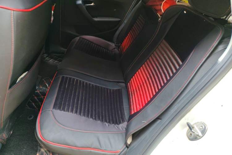 Used Volkswagen Polo 2016 1.4L Manual Fashion Model Left Rear Seat