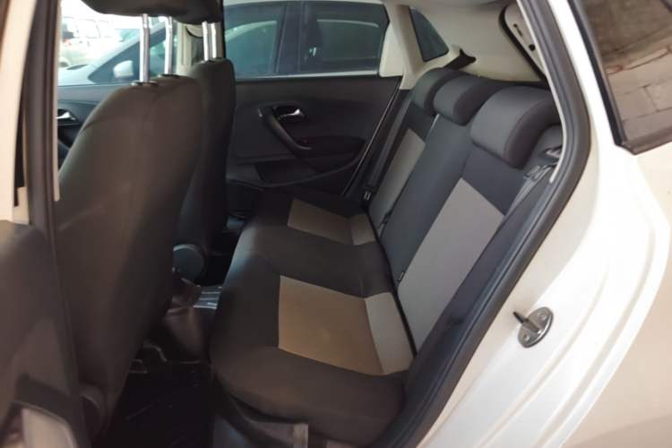 Used Volkswagen Polo 2016 1.4L Manual Fashion Model Left Rear Seat