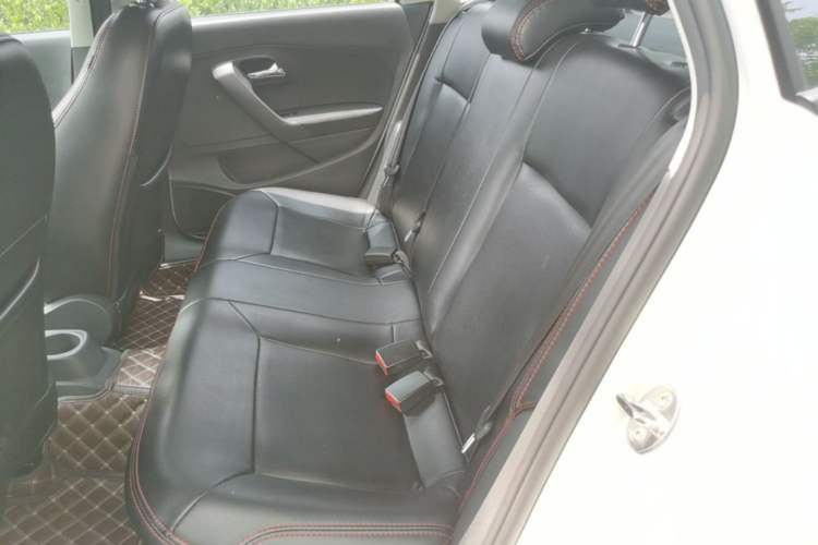 Used Volkswagen Polo 2016 1.4L Manual Fashion Model Left Rear Seat