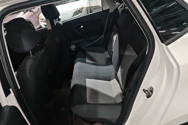 Used Volkswagen Polo 2016 1.4L Manual Fashion Model Left Rear Seat