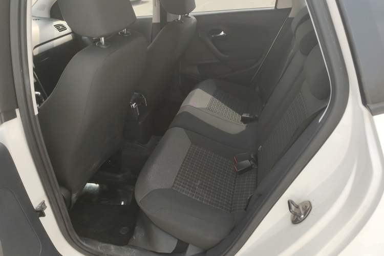 Used Volkswagen Polo 2016 1.6L Automatic Comfort Model Left Rear Seat