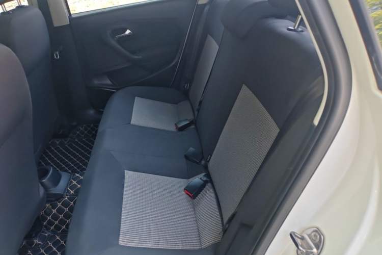 Used Volkswagen Polo 2016 1.4L Manual Fashion Model Left Rear Seat