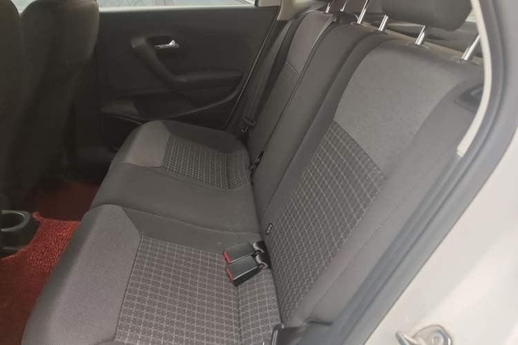 Used Volkswagen Polo 2016 1.6L Automatic Comfort Model Left Rear Seat