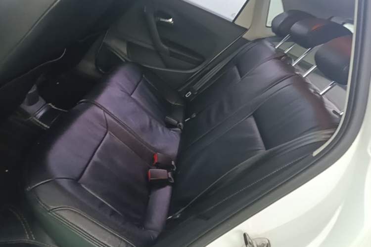 Used Volkswagen Polo 2016 1.6L Automatic Comfort Model Left Rear Seat