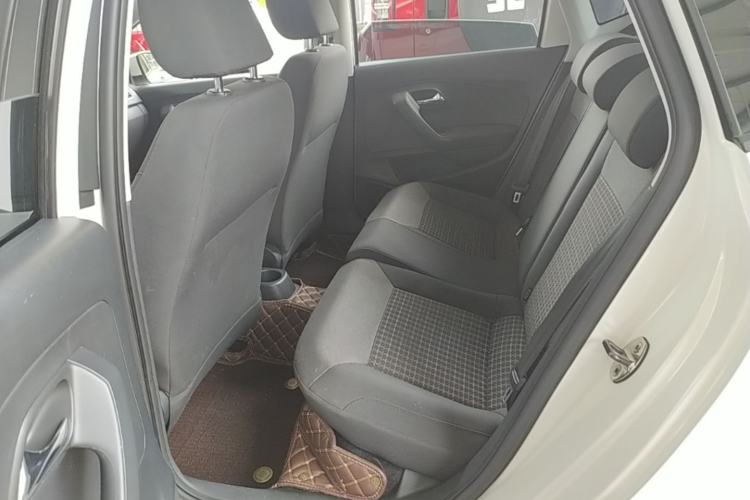 Used Volkswagen Polo 2016 1.6L Automatic Comfort Model Left Rear Seat