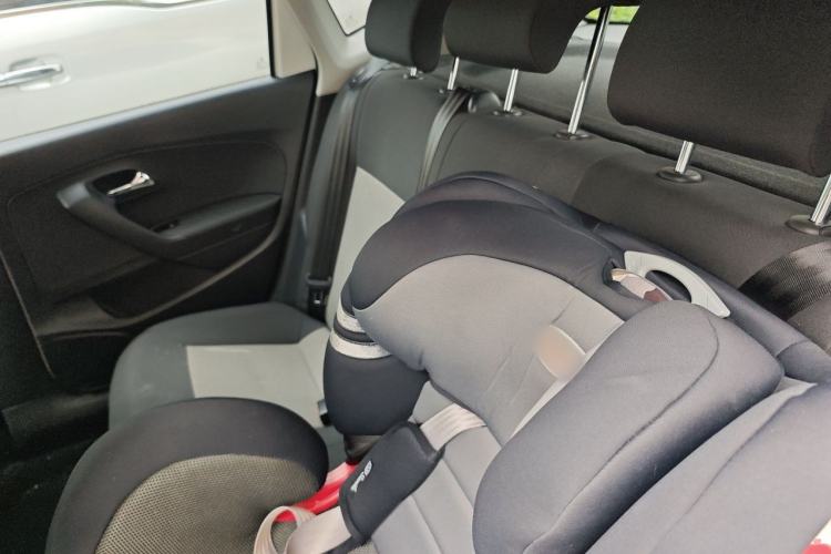 Used Volkswagen Polo 2016 1.4L Manual Fashion Model Left Rear Seat