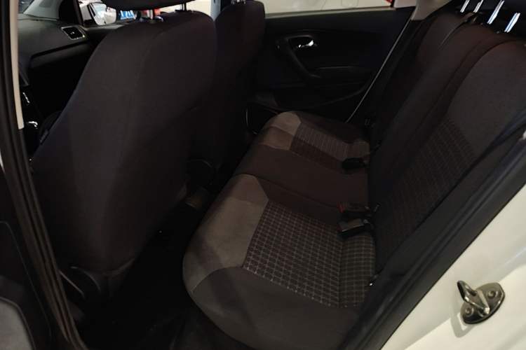 Used Volkswagen Polo 2016 1.6L Automatic Comfort Model Left Rear Seat
