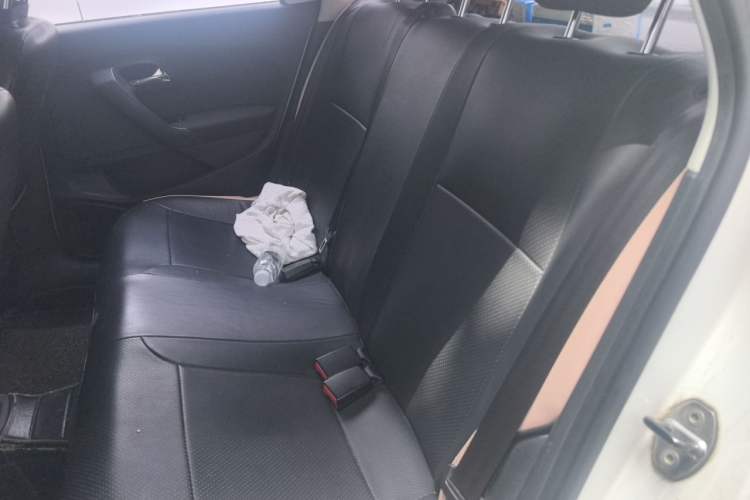 Used Volkswagen Polo 2016 1.4L Manual Fashion Model Left Rear Seat