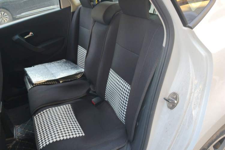 Used Volkswagen Polo 2016 1.6L Automatic Comfort Model Left Rear Seat