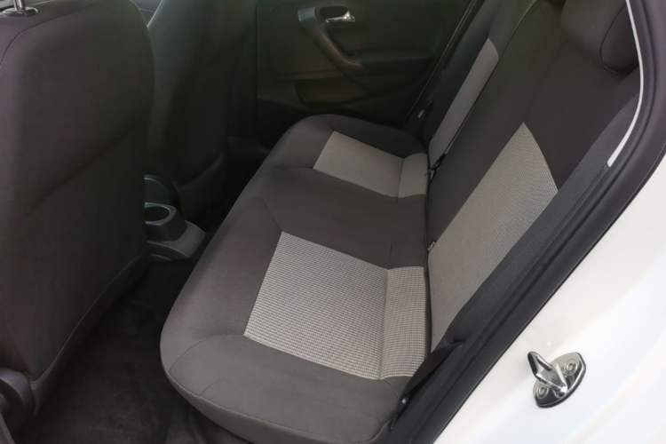 Used Volkswagen Polo 2016 1.4L Manual Fashion Model Left Rear Seat