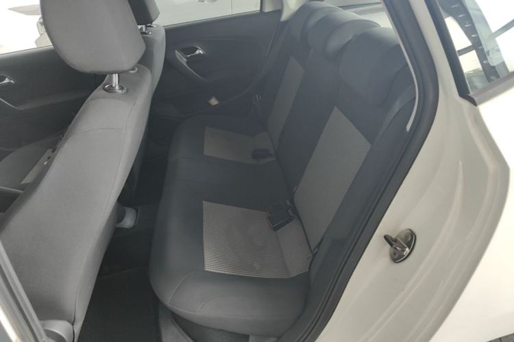 Used Volkswagen Polo 2016 1.4L Manual Fashion Model Left Rear Seat