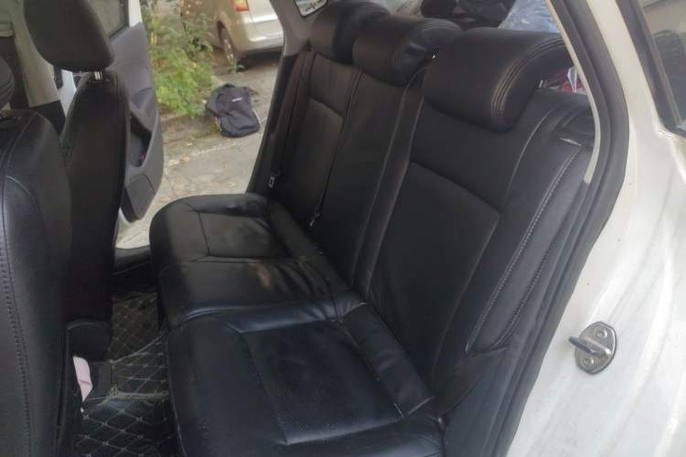 Used Volkswagen Polo 2016 1.6L Automatic Comfort Model Left Rear Seat