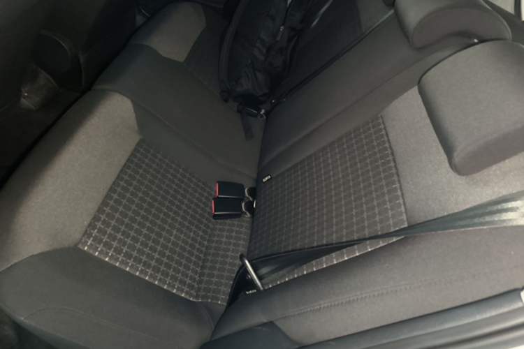 Used Volkswagen Polo 2016 1.6L Automatic Comfort Model Left Rear Seat