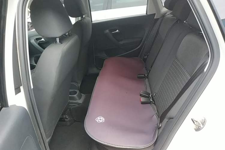 Used Volkswagen Polo 2016 1.6L Automatic Comfort Model Left Rear Seat