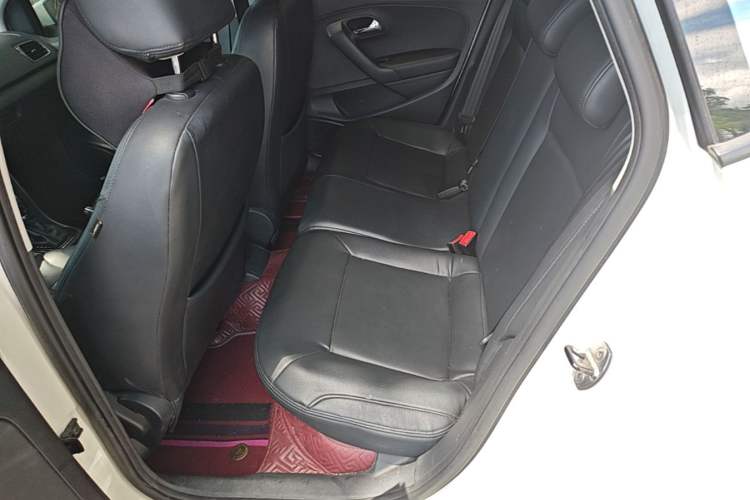 Used Volkswagen Polo 2016 1.6L Automatic Comfort Model Left Rear Seat
