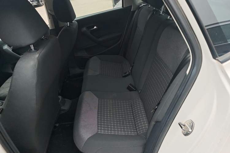 Used Volkswagen Polo 2016 1.6L Automatic Comfort Model Left Rear Seat