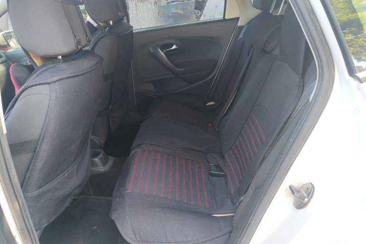 Used Volkswagen Polo 2016 1.4L Manual Fashion Model Left Rear Seat