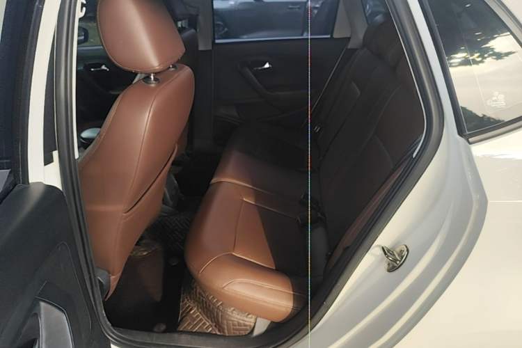 Used Volkswagen Polo 2016 1.6L Automatic Comfort Model Left Rear Seat