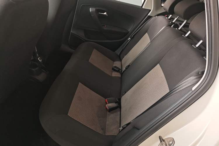 Used Volkswagen Polo 2016 1.4L Manual Fashion Model Left Rear Seat