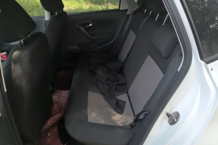 Used Volkswagen Polo 2016 1.4L Manual Fashion Model Left Rear Seat