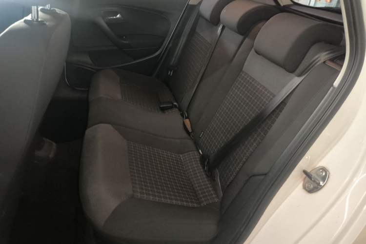 Used Volkswagen Polo 2016 1.6L Manual Comfort Model Left Rear Seat